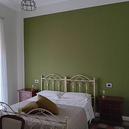 B&B Domus Palmi Ruang foto